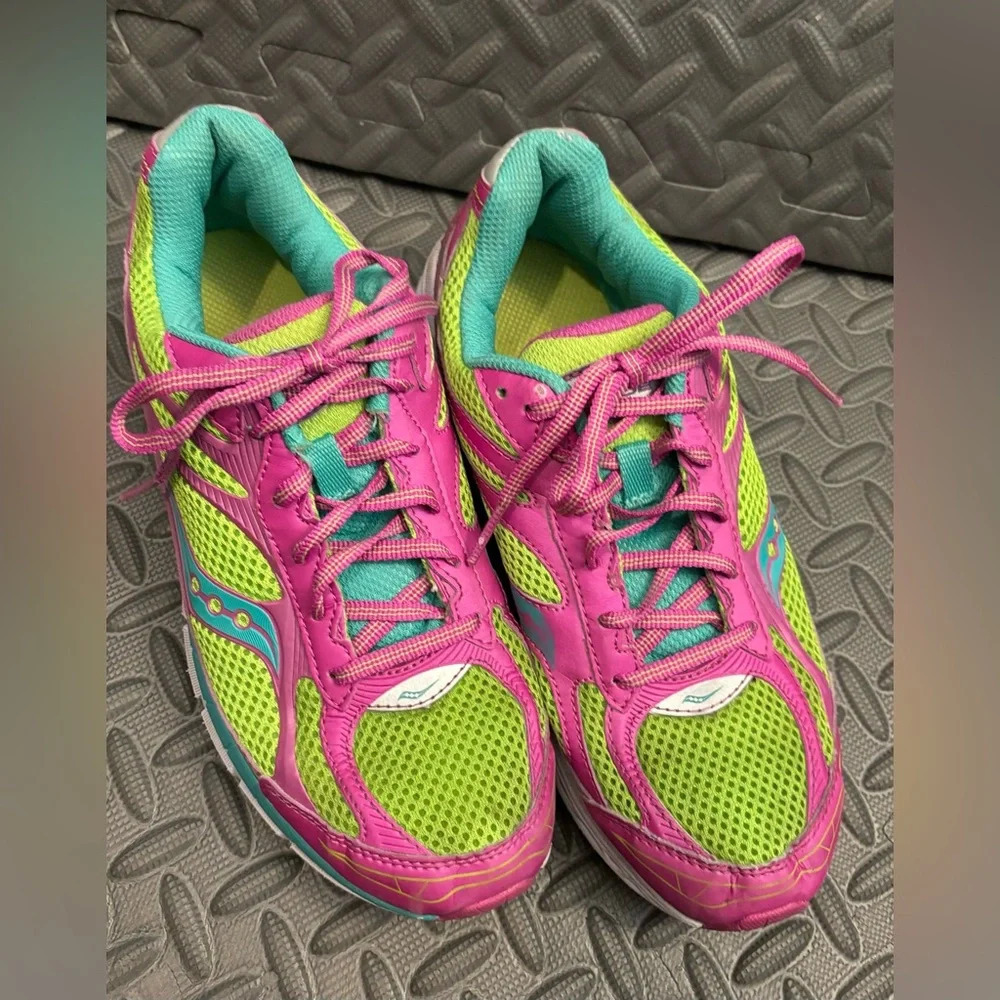 Saucony Grid Cohesion 5 Running Sneakers Size 5.5M‎ Womens Pink Green Teal